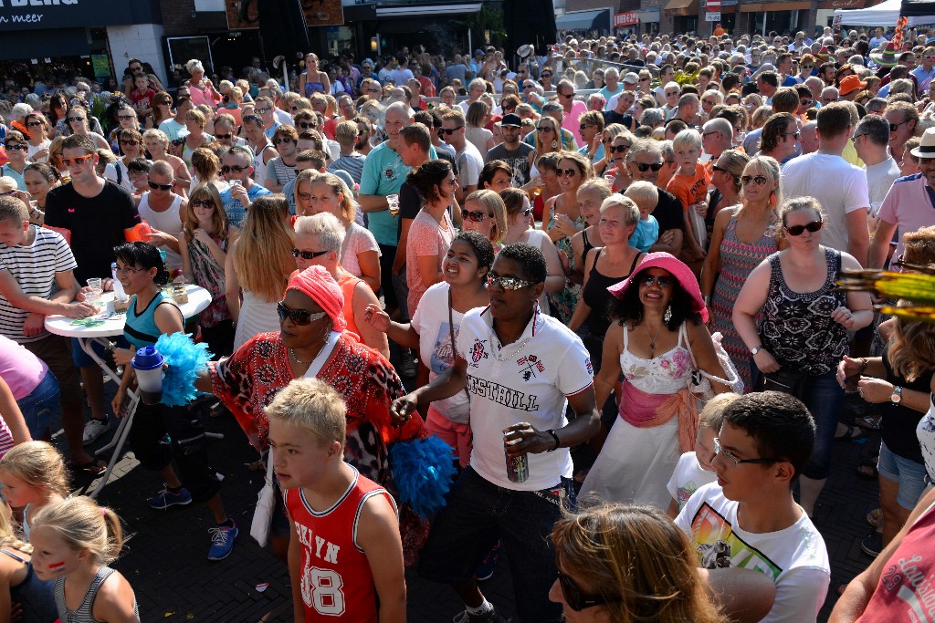 ../Images/Zomercarnaval Noordwijkerhout 229.jpg